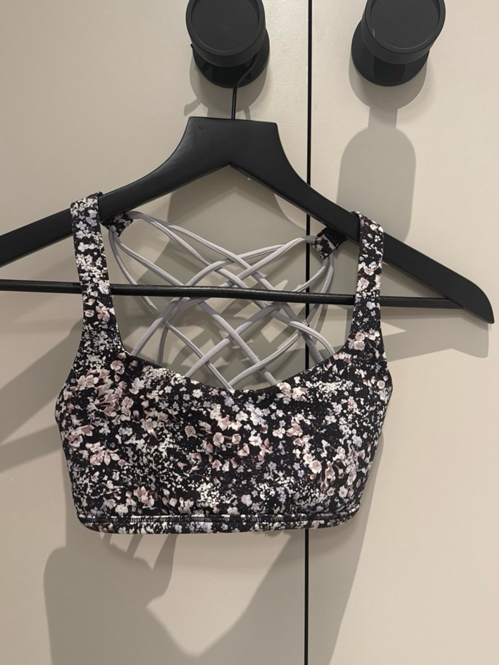 lululemon athletica Black Sports Bra with Subtle Pattern